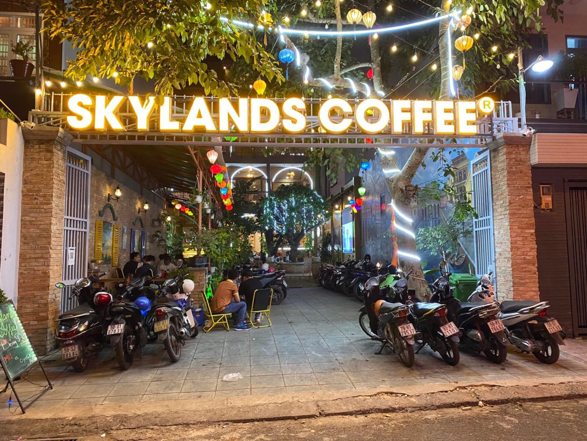 Cung cấp máy móc pha chế cho Skylands Coffee TP Thủ Đức