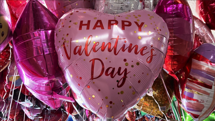 trang-tri-quan-cafe-valentine-bong-bay